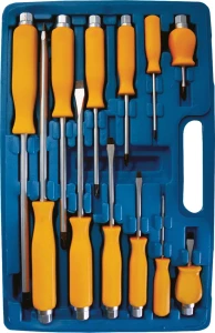 ZESTAW WKRĘTAKÓW-SCREWDRIVER SET