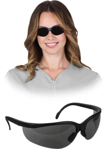 OKULARY OCHRONNE-PROTECTIVE GLASSES