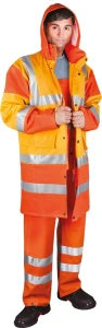 PŁASZCZ OCHRONNY PRZECIWDESZCZOWY-PROTECTIVE RAINPROOF COAT